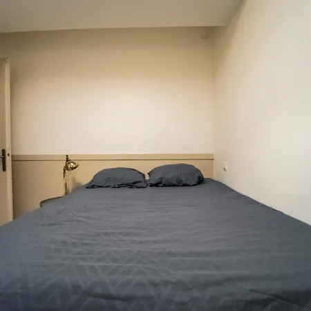 Des Carmes Apartment